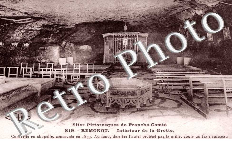 Intérieur de la Grotte