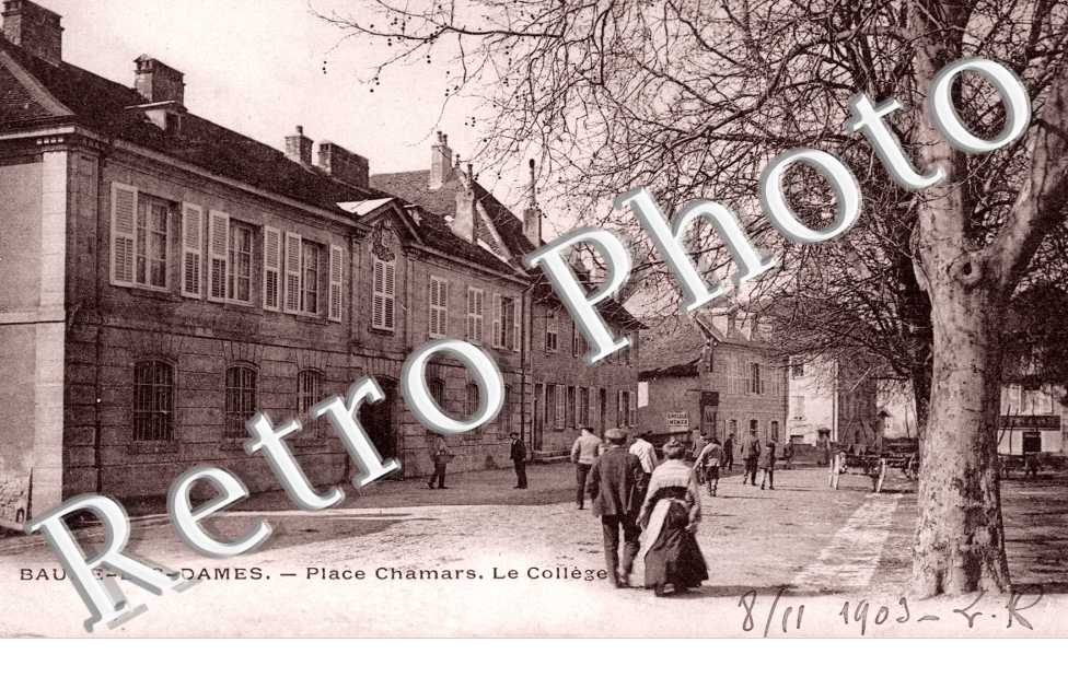 Place Chamars, le College