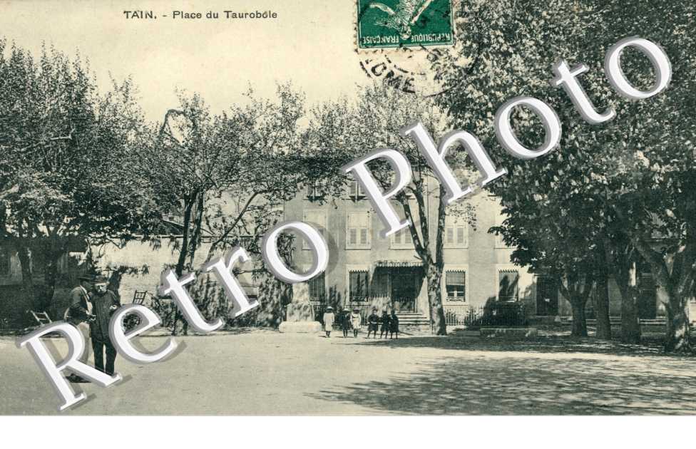 Place du Taurobole