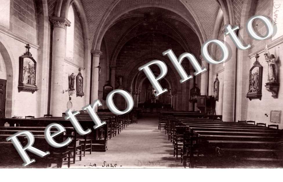 (Interieur de l'Eglise)