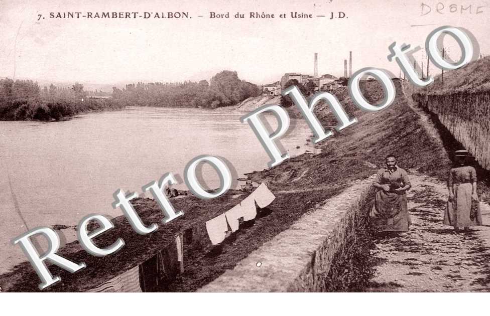 Bors du Rhone et usine