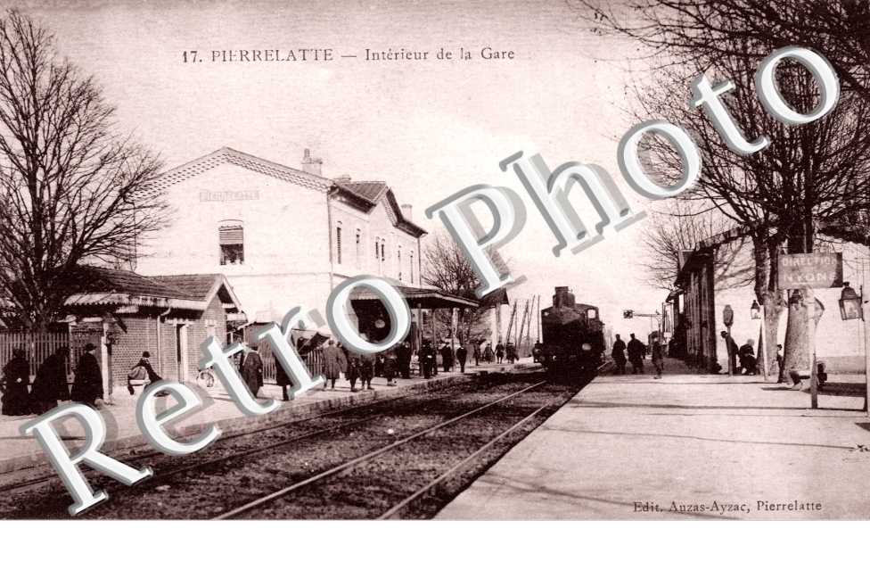 Intérieur de la gare