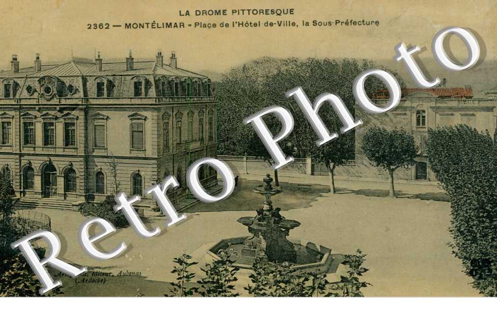 Place de l'Hotel de Ville, la Sous Prefecture