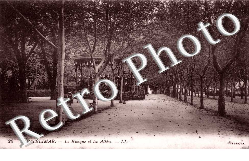 Le Kiosque et les Allees