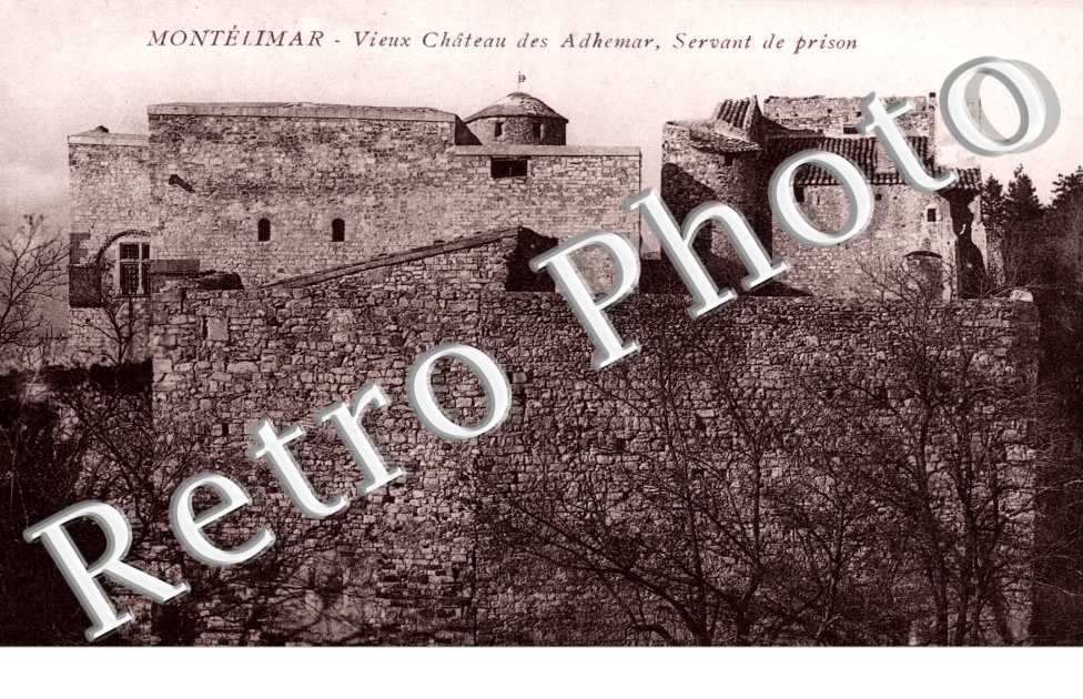 Vieux Chateau des Adhemar