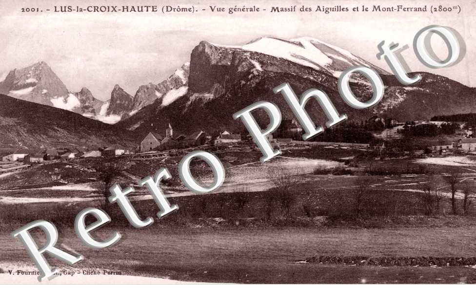 Vue Generale - Massif des Aiguilles et le Mont Ferrand