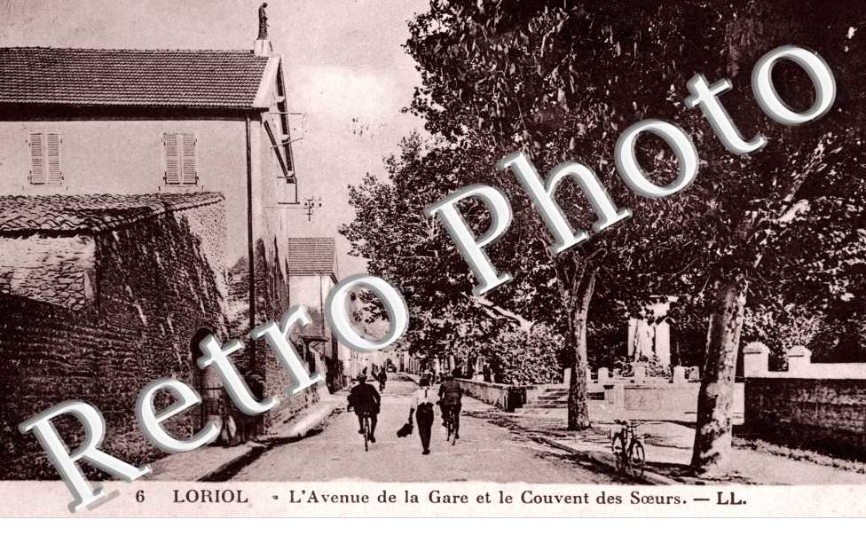 Avenue de la gare et le couvent des Soeurs
