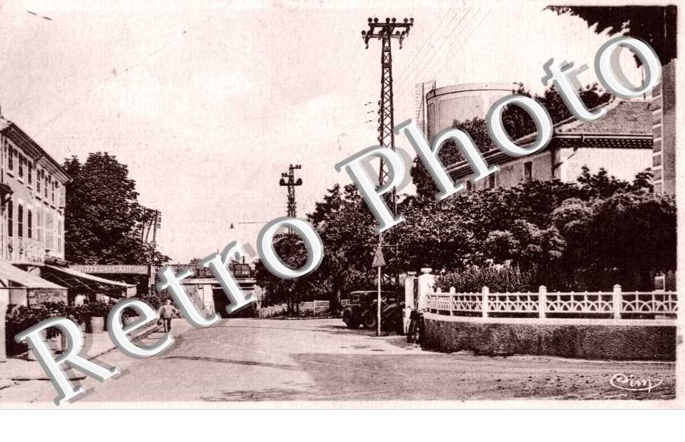 vue generale et route de la gare