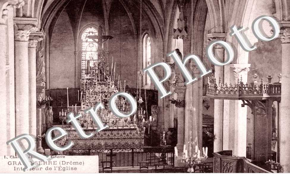 Interieur de l'eglise