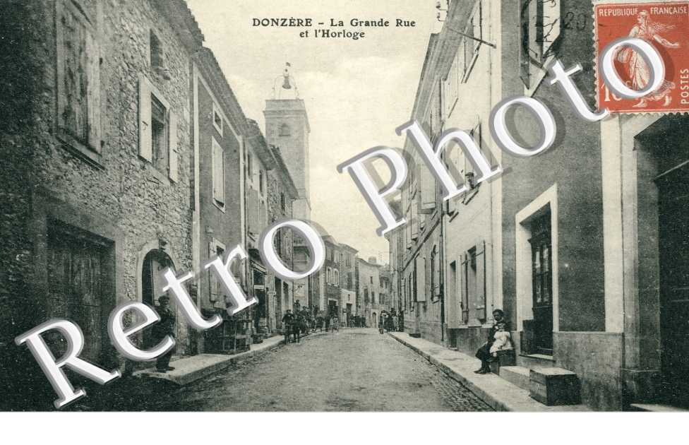 La grande rue et l'horloge