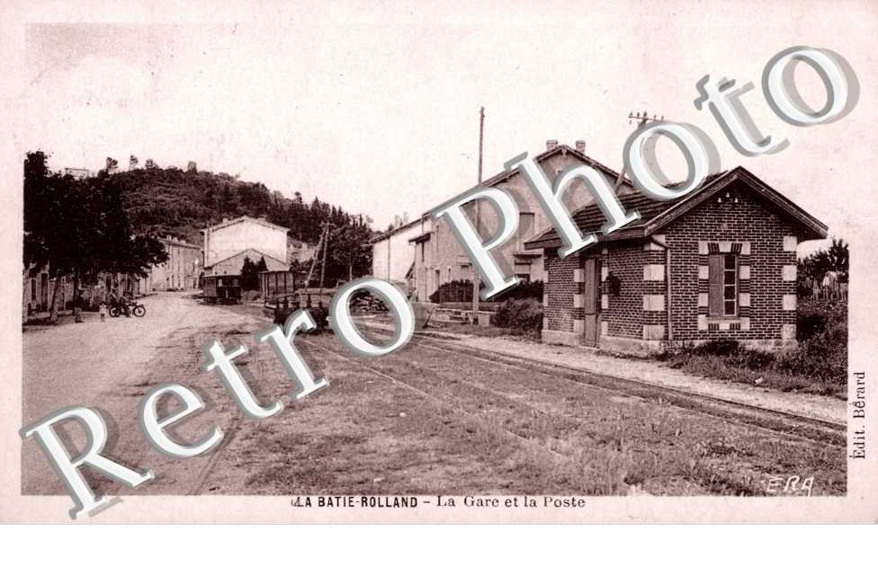 La gare et la poste
