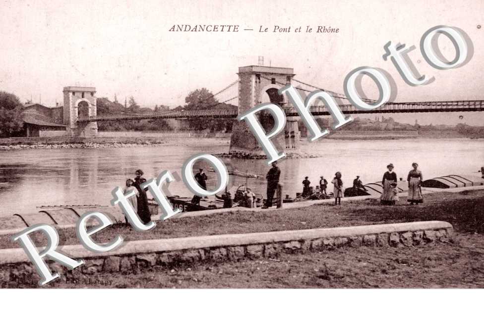 Le pont et le Rhone