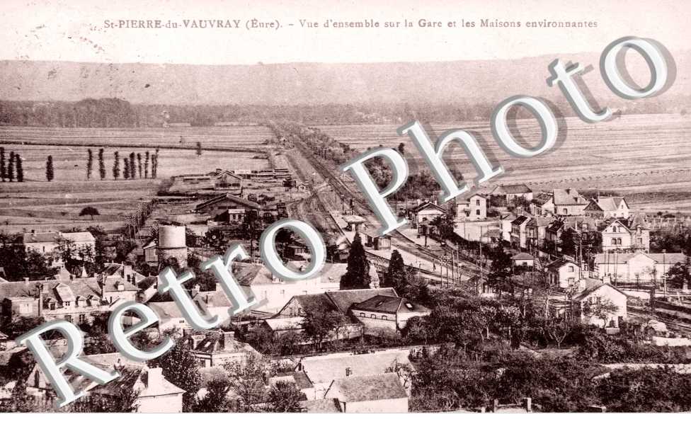 Vue d&#039;ensemble sur la Gare et les Maisons
