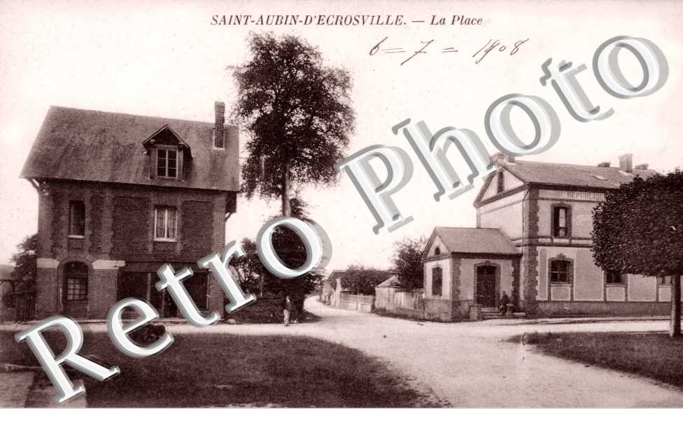 La place - Route d'Evreux