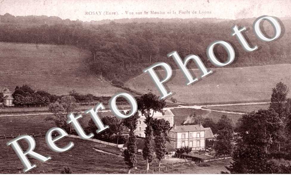 Vue sur le Moulin et la foret de Lyons
