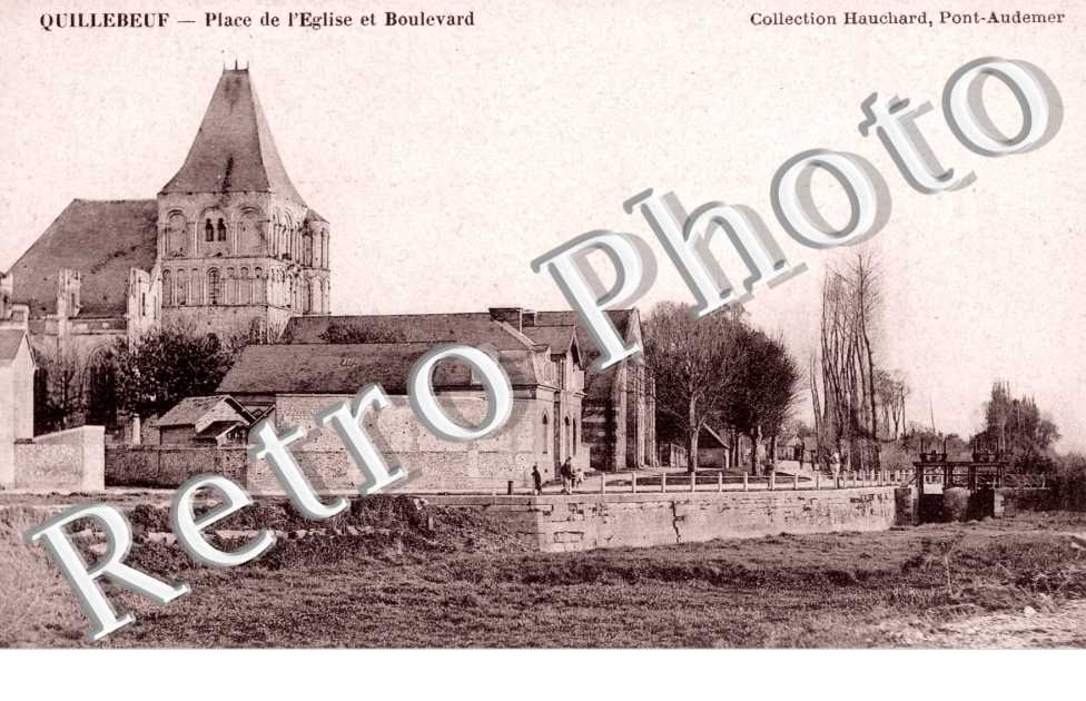 Place de l&#039;eglise et Boulevard
