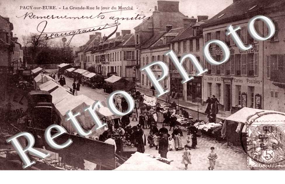 La Grande Rue le Jour de Marche