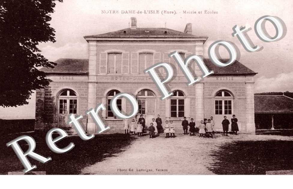 Mairie et ecoles   - Notre Dame de l&#039;Isle