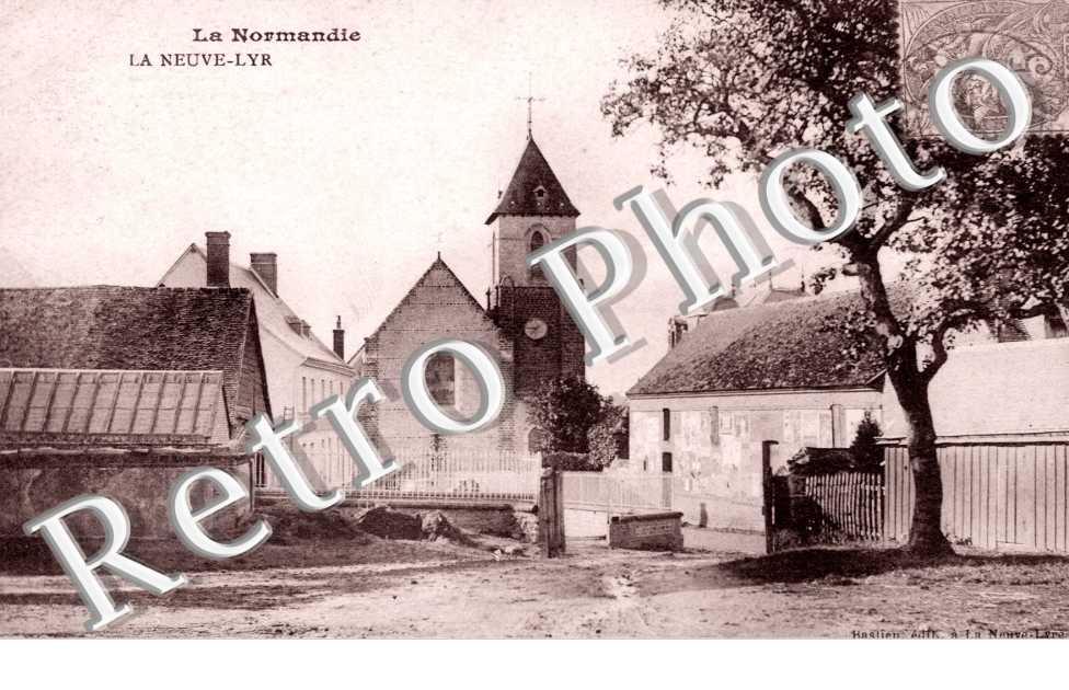 Une Rue - Eglise