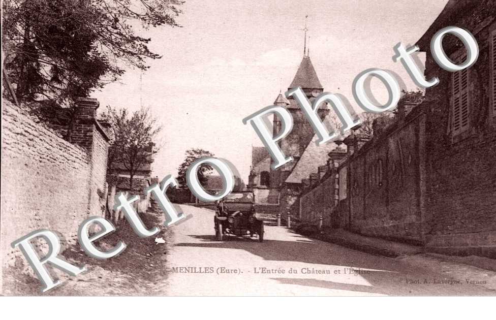 l&#039;entree du Chateau et l&#039;Eglise
