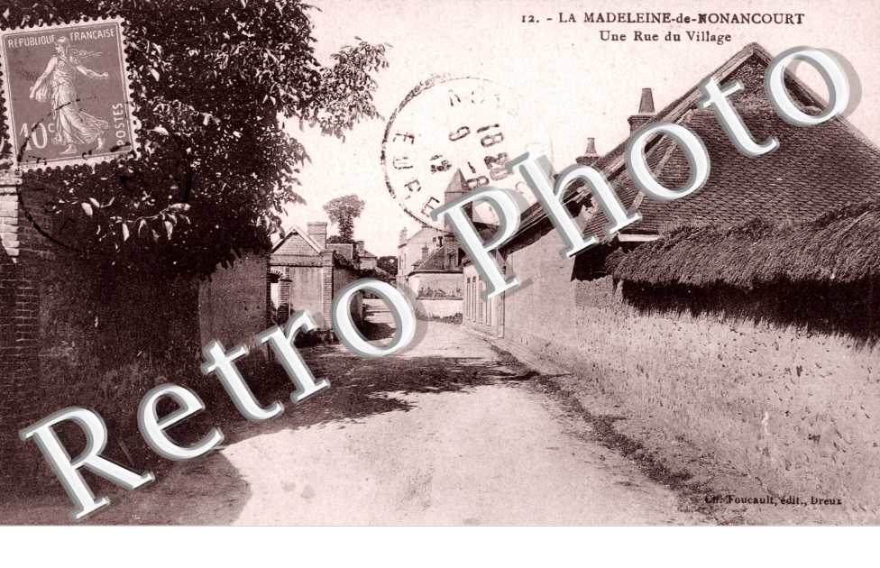 Une rue du village