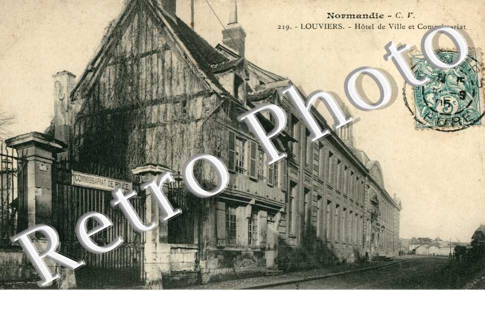 l'Hotel de Ville et Commissariat