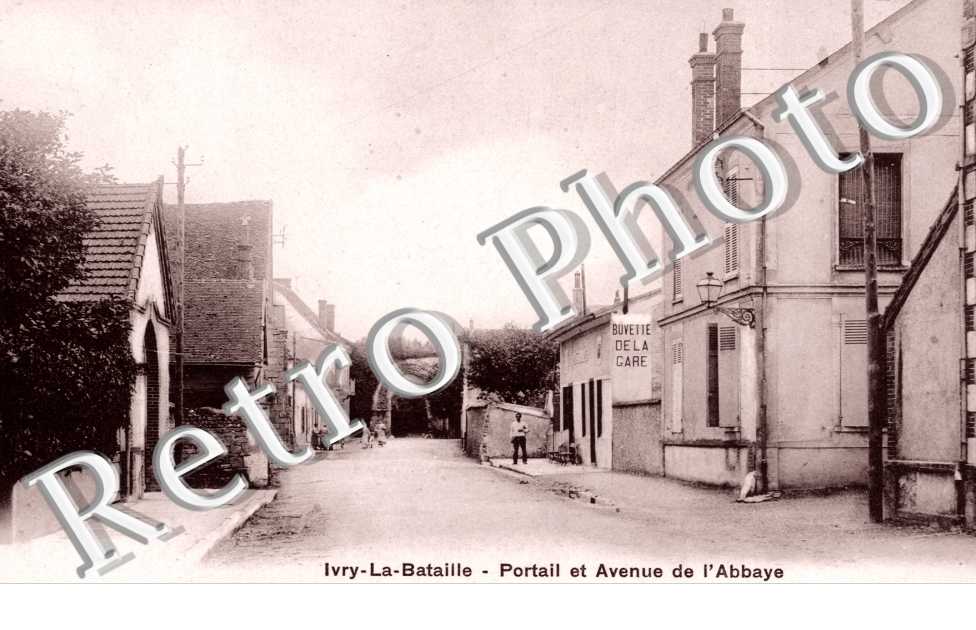 portail et avenue de l&#039;abbaye