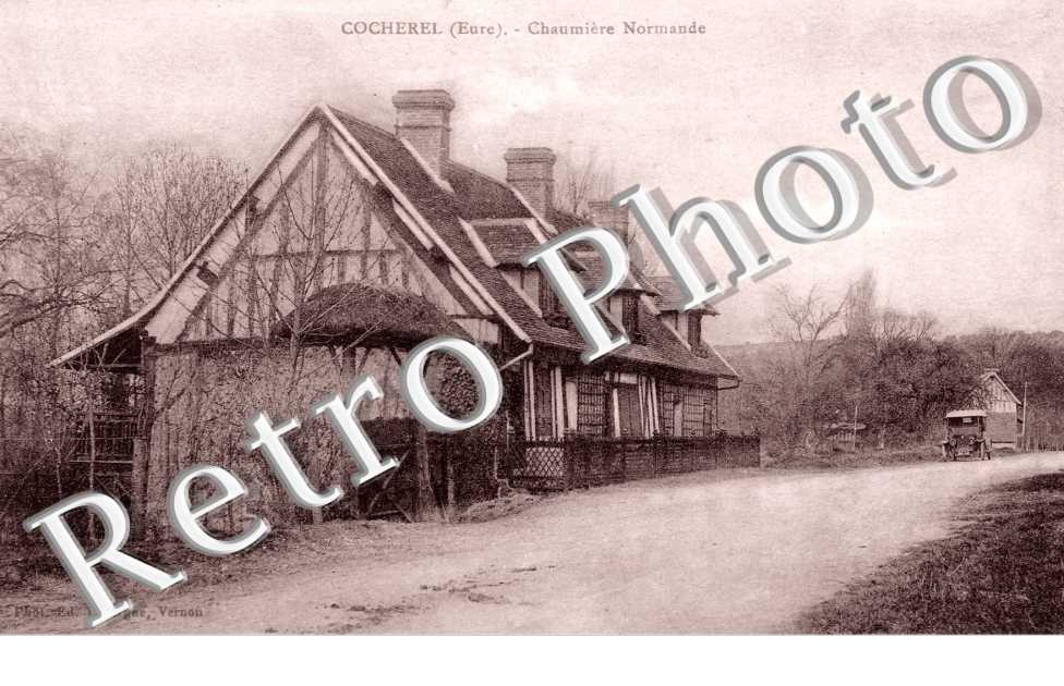 Cocherel. Chaumiere Normande