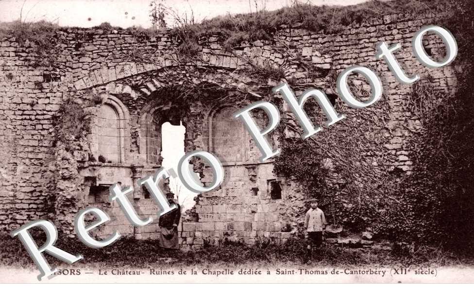 Le Château, Ruines de la Chapelle dediée a Saint Thomas de Cantorbéry