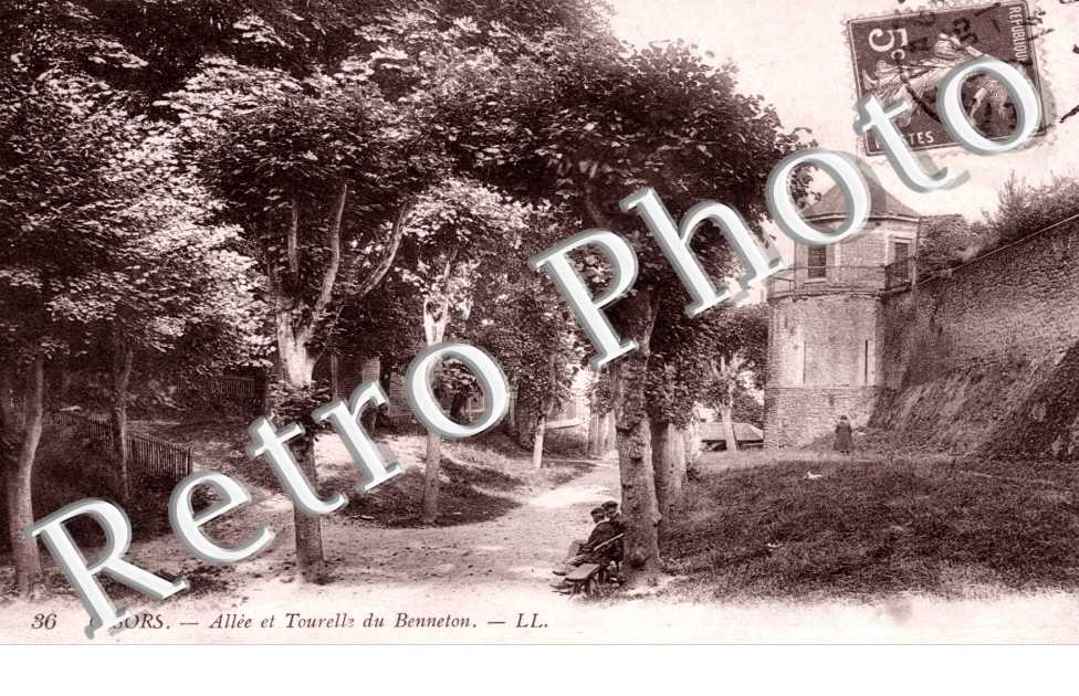 Allee et Tourelle du Benneton