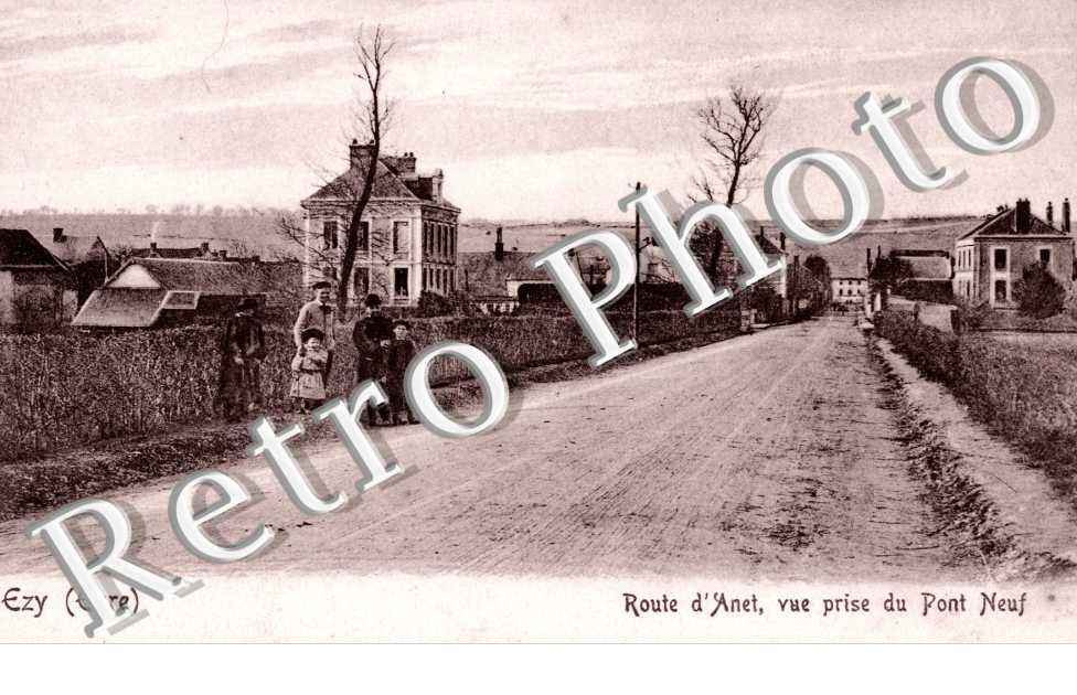 Route d&#039;Anet - vue prise du pont Neuf