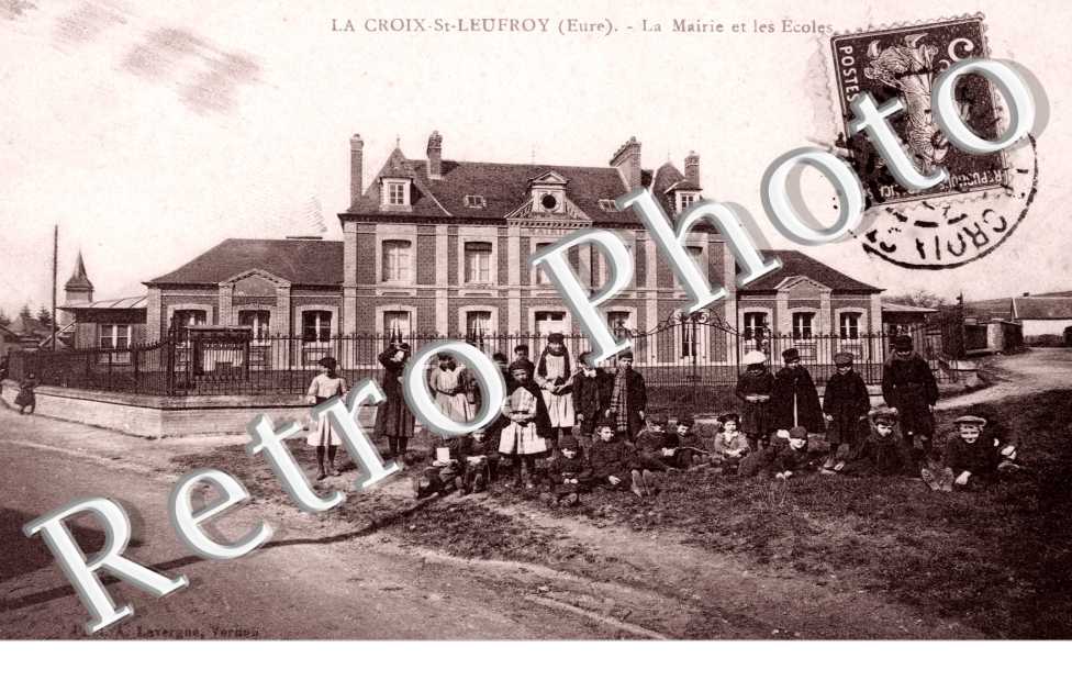 La mairie et les ecoles