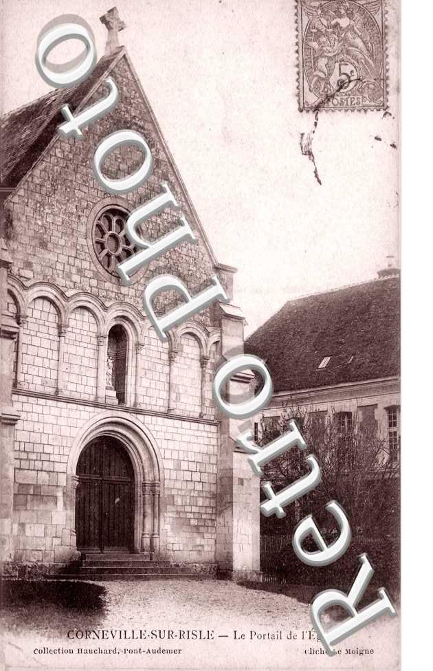 le portail de l&#039;eglise