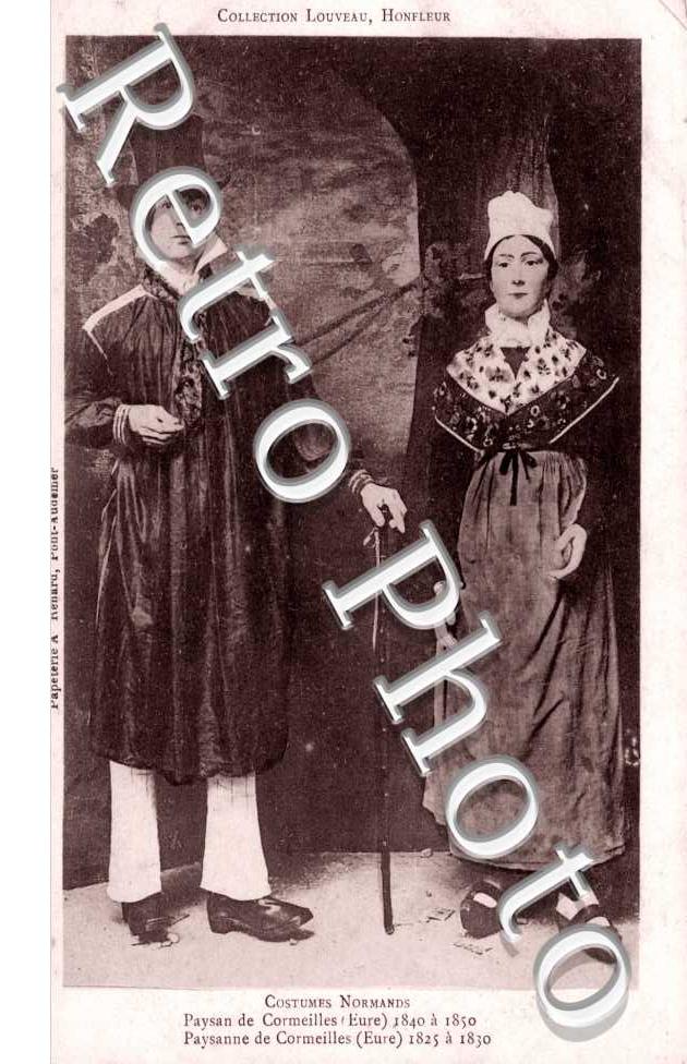 Paysan et Paysanne en costumes normands