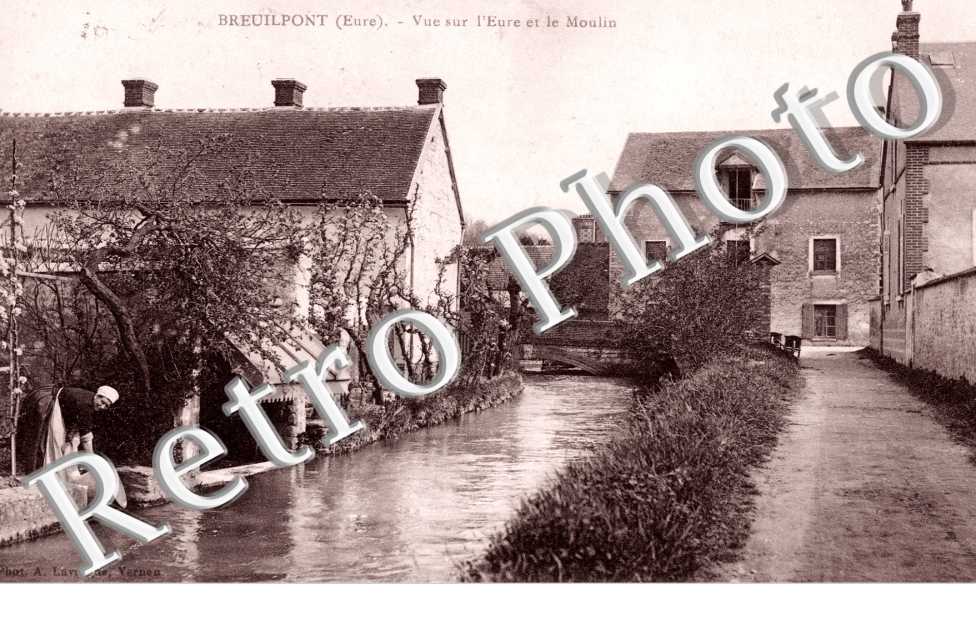 Vue sur l'Eure et le Moulin