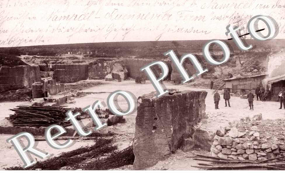 ruines ? camp militaire ?