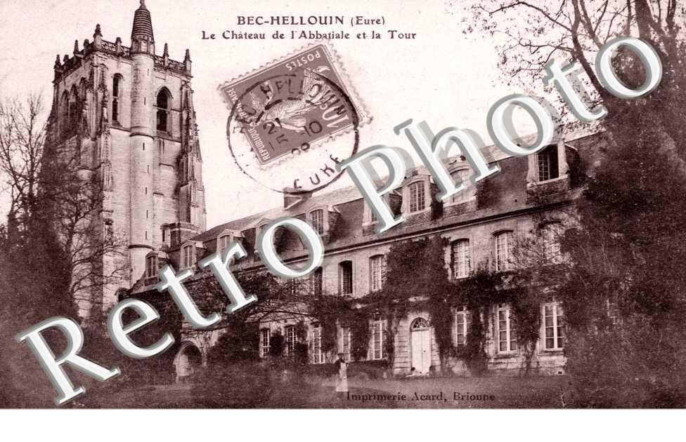 Le chateau de l&#039;abbatiale et la tour