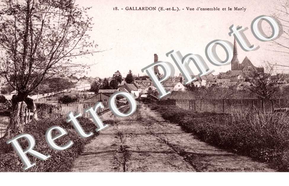 Vue d&#039;ensemble et le Marly