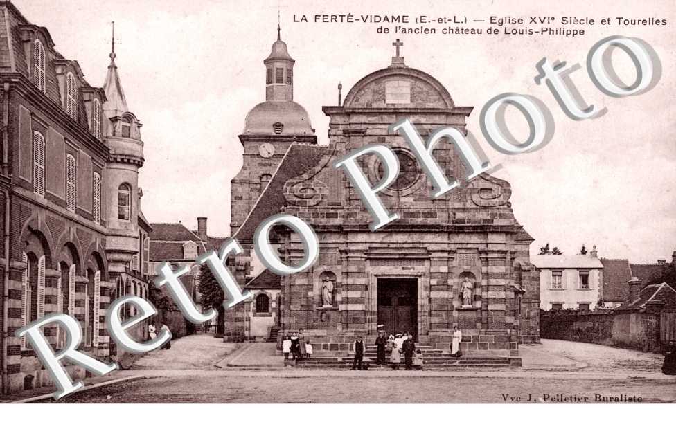 Eglise et Tourelles de l&#039;ancien Chateau de Louis Philippe