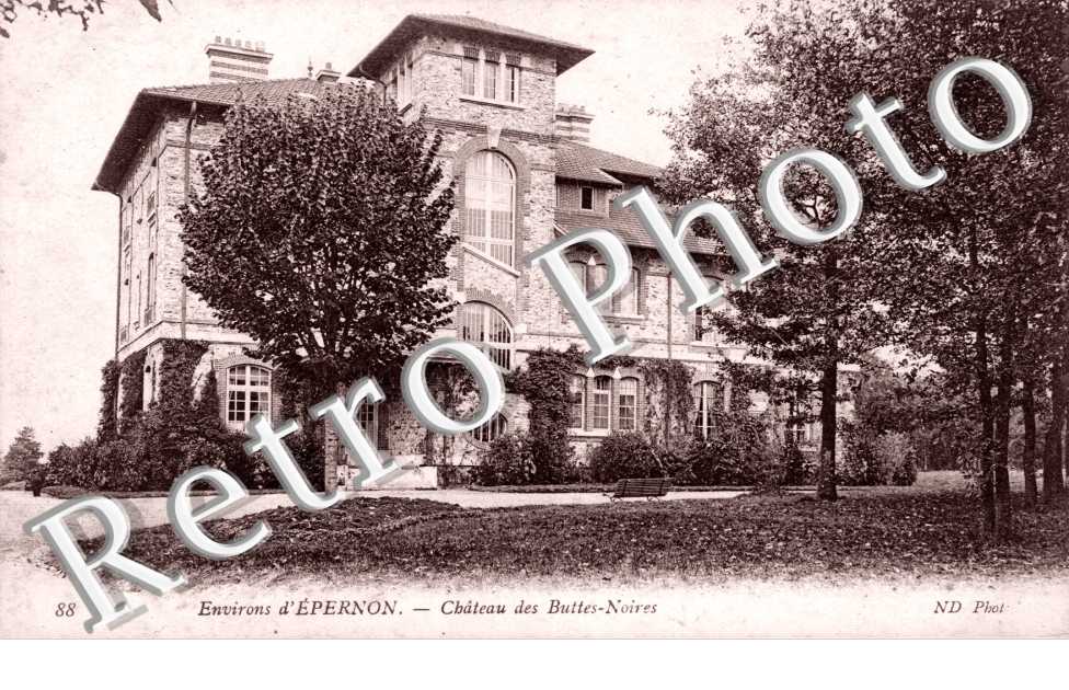 Chateau des Buttes Noires