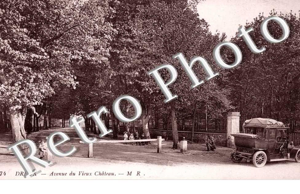 Avenue du vieux chateau