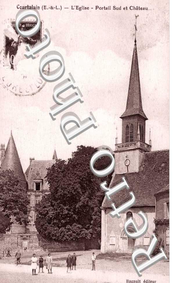 Portail Sud et chateau - l&#039;eglise