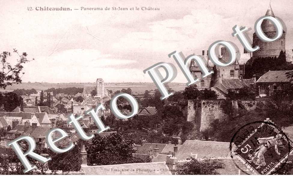 panorama de Saint Jean et le Chateau