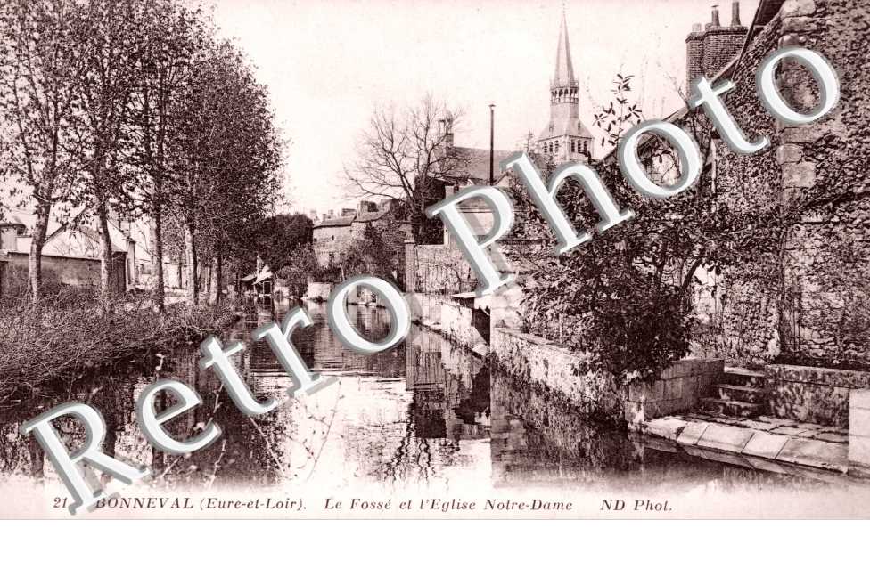 Le Fosse et l&#039;eglise Notre-dame