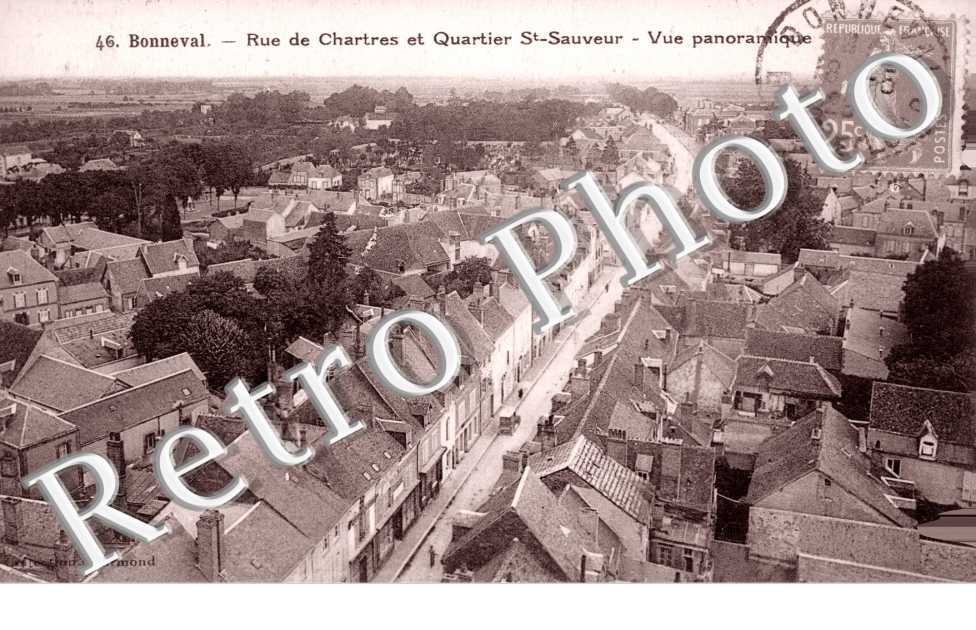 rue de chartres et quartier St Sauveur Vue panoramique