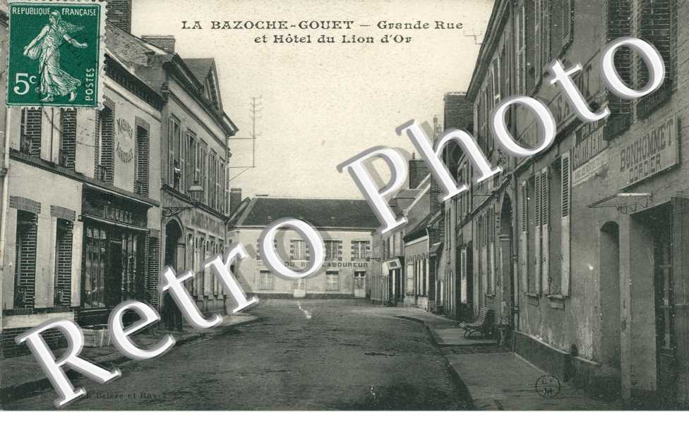 Grande rue et hotel du Lion d&#039;Or