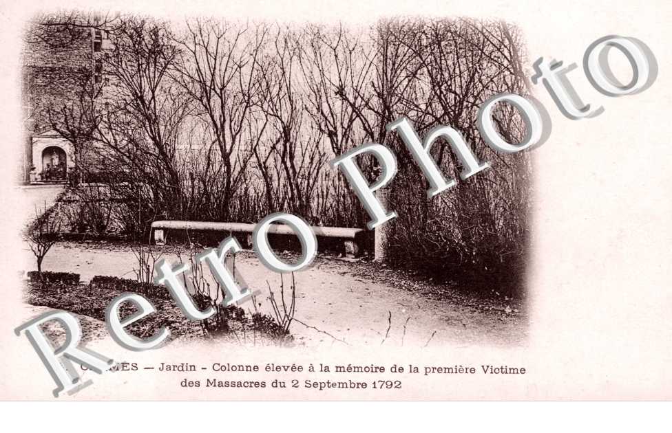 Jardin - colonne eleve a la memoire de la 1ere victime des massacres du 2