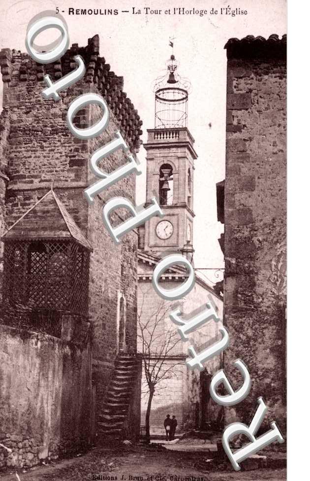 la tour et l&#039;horloge de l&#039;eglise