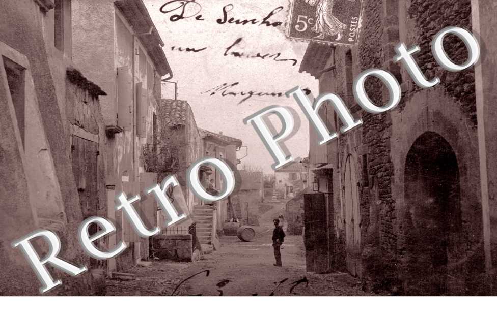 Une rue (carte-photo)