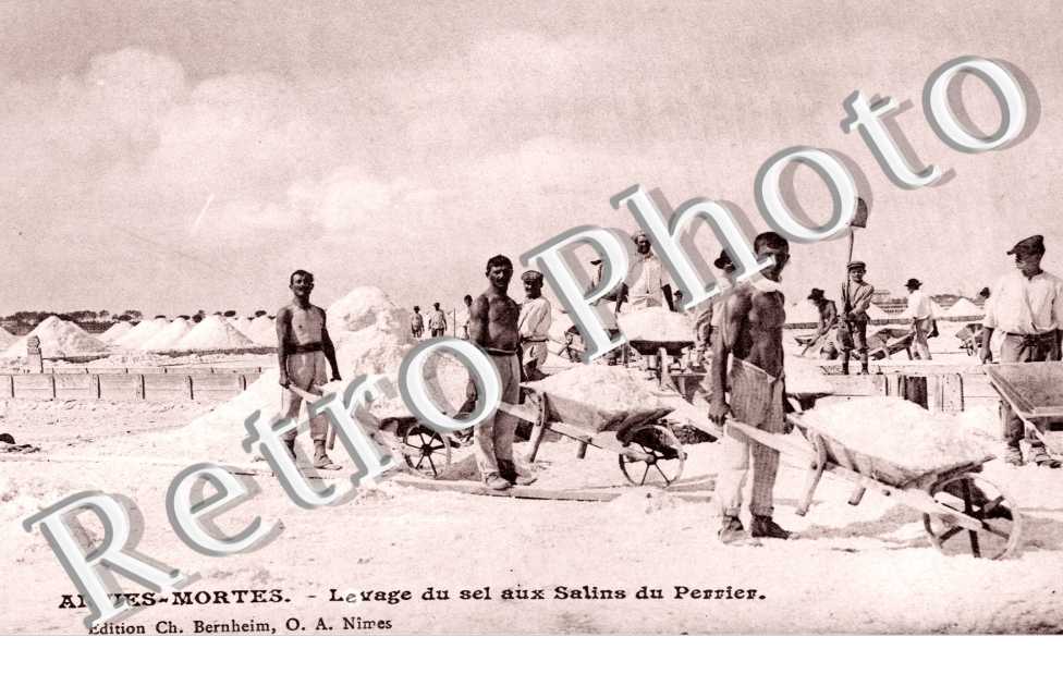 Levage du Sel aux salins du Perrier